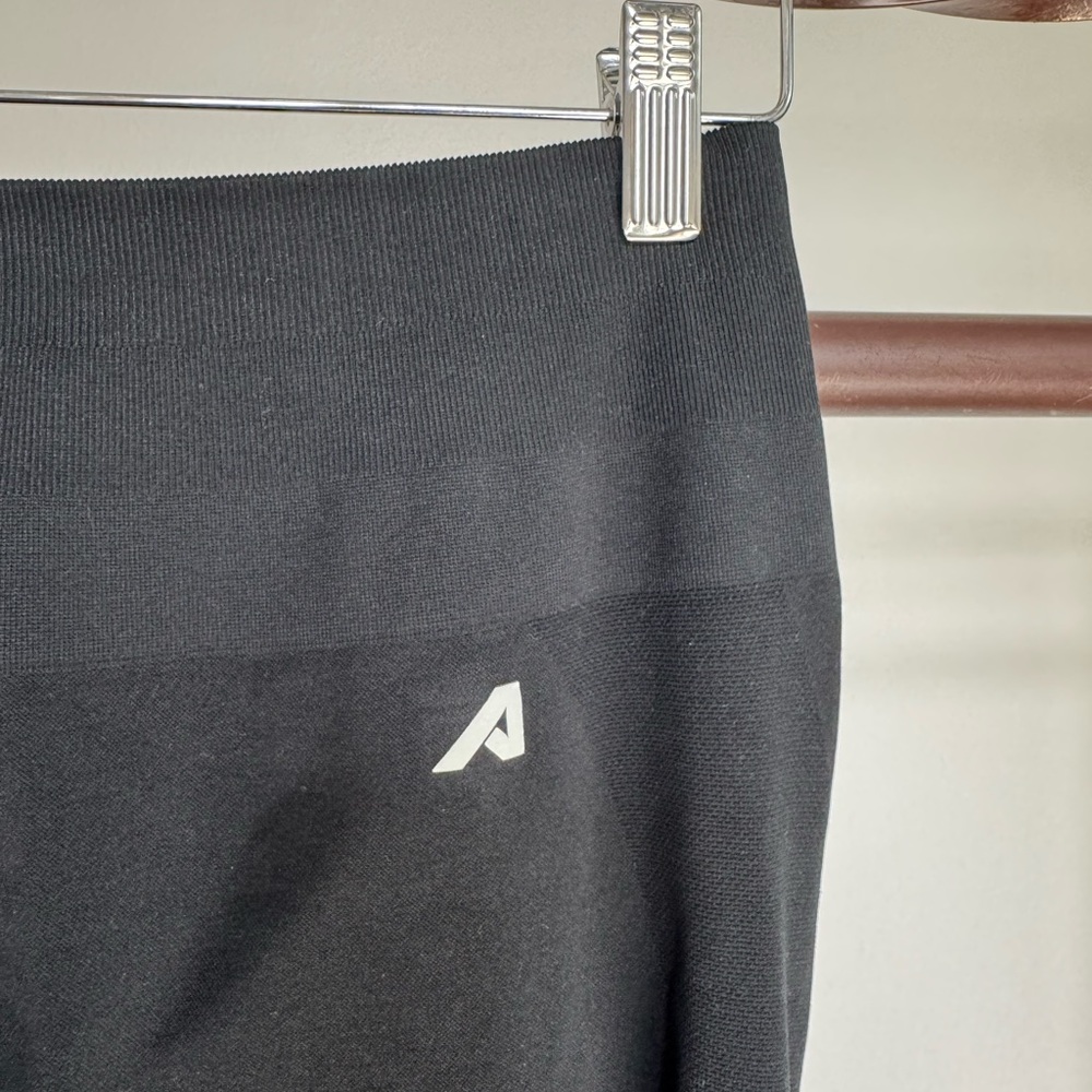 Alphalete ‘Pump Mid Rise Legging’, L - Picture 5 of 5